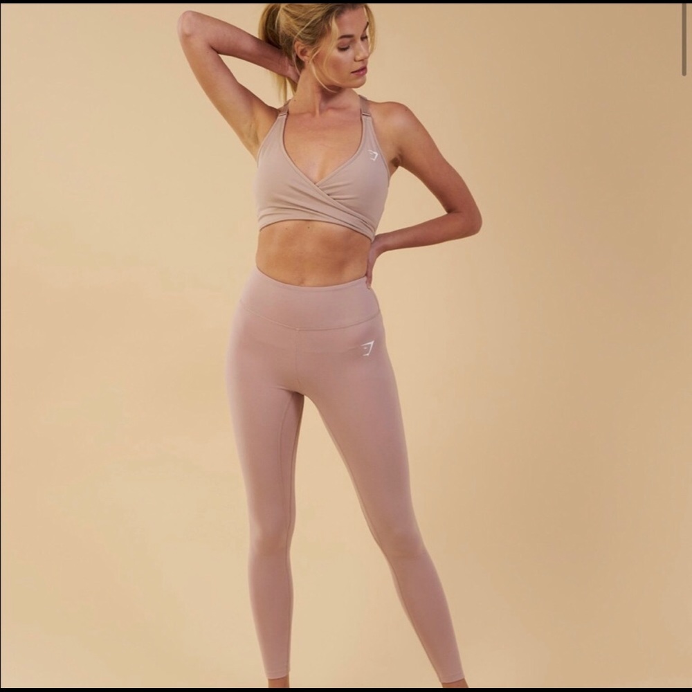 GymShark Dreamy Leggings-Taupe